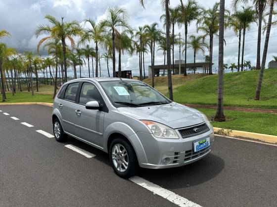 FORD FIESTA 1.0 MPI HATCH 8V FLEX 4P MANUAL